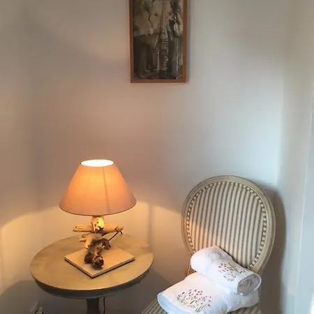 Oda ve Kahvaltı Charme Et Detente Saint-Raphaël